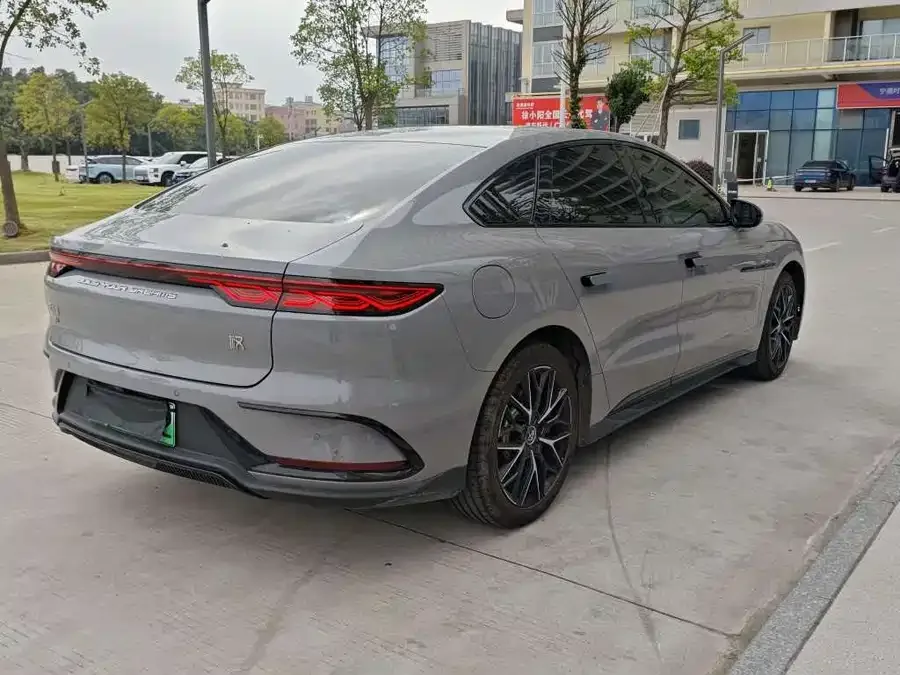 BYD Second-hand Han 2025 DM-i 125KM Premium Edition 2025 — миниатюра 5