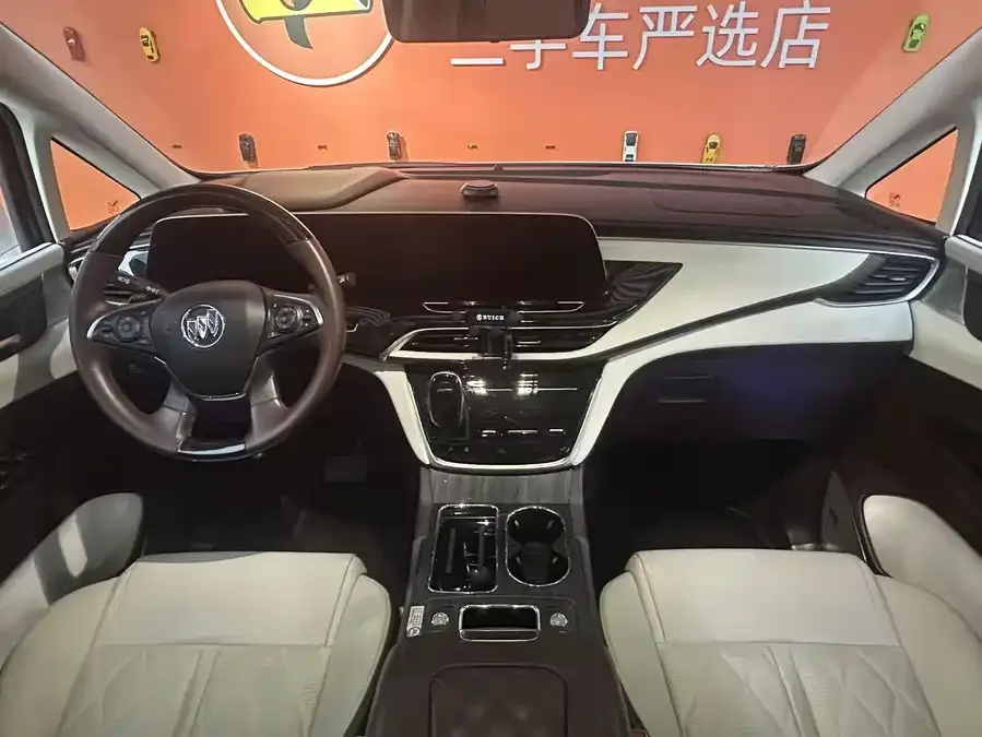 Buick GL8 2022 ES Lu Zun 653T Exclusive model 2022 — миниатюра 4