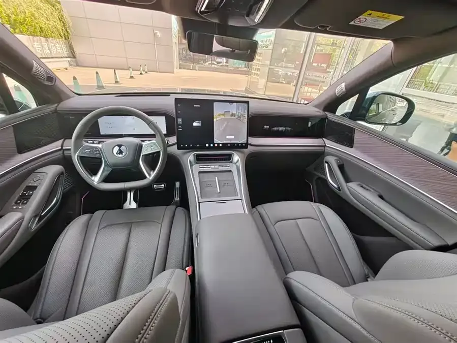 BYD N9 Denza N9 2025 flagship model 2025 — миниатюра 3