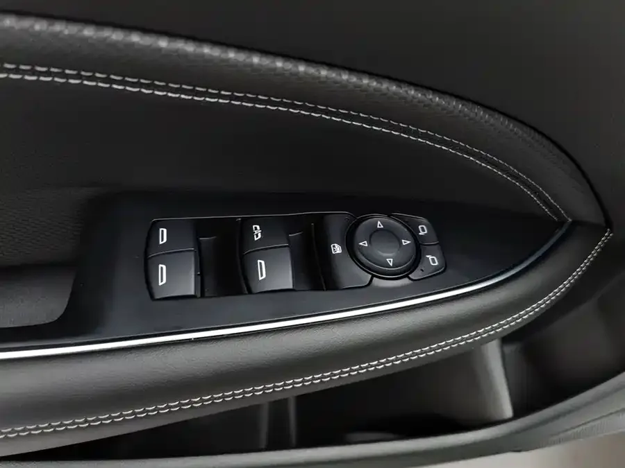 Buick Regal Regal 2024 facelift 25T Super Edition 2025 — миниатюра 3