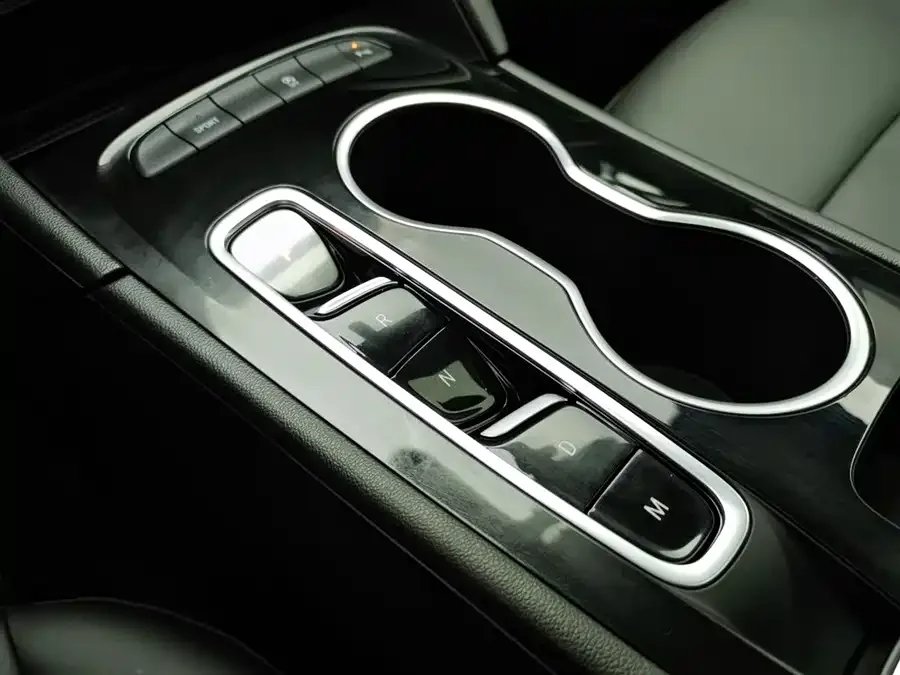 Buick Regal Regal 2024 facelift 25T Super Edition 2025 — миниатюра 4