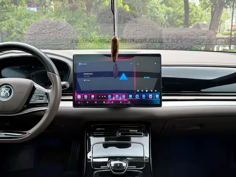 BYD Second-hand Han 2023 DM-i Champion Edition 121KM Prestige Edition 2023 — миниатюра 2