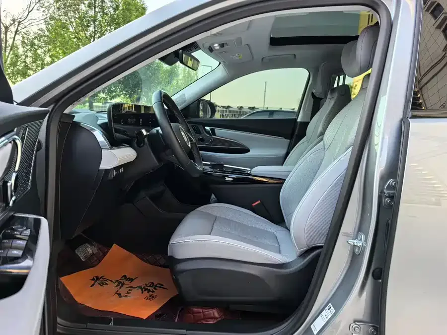 Buick E5 2023 Premium Standard Range Edition 2023 — миниатюра 4