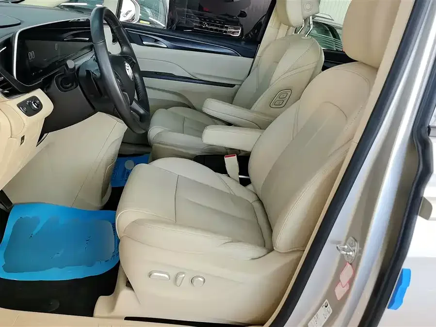 Buick GL8 2023 ES Lu Zun Premium Edition 2023 — миниатюра 3