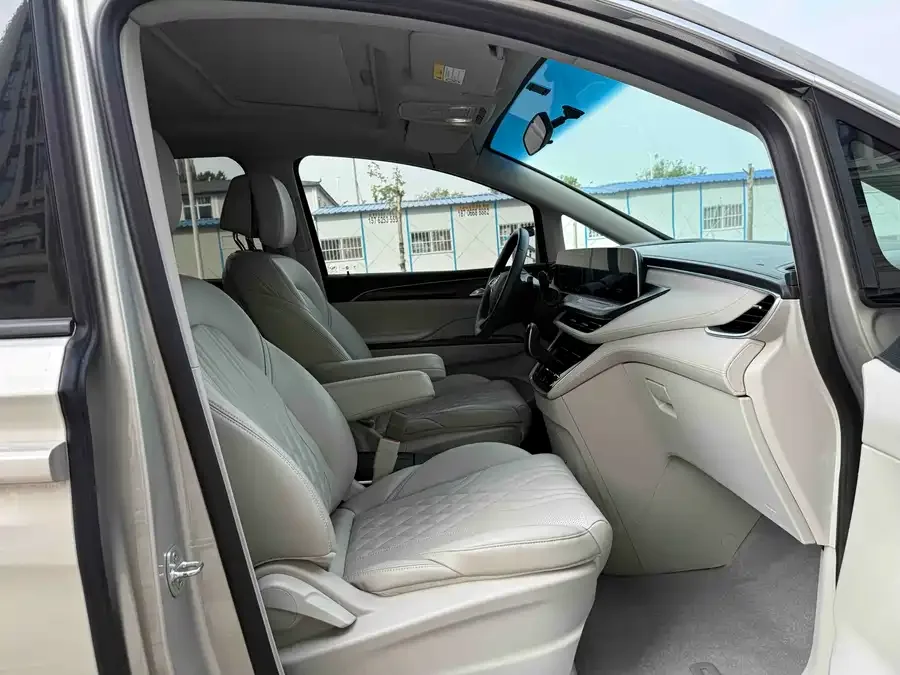Buick GL8 2022 ES Lu Zun 653T Comfort Edition 2022 — миниатюра 3