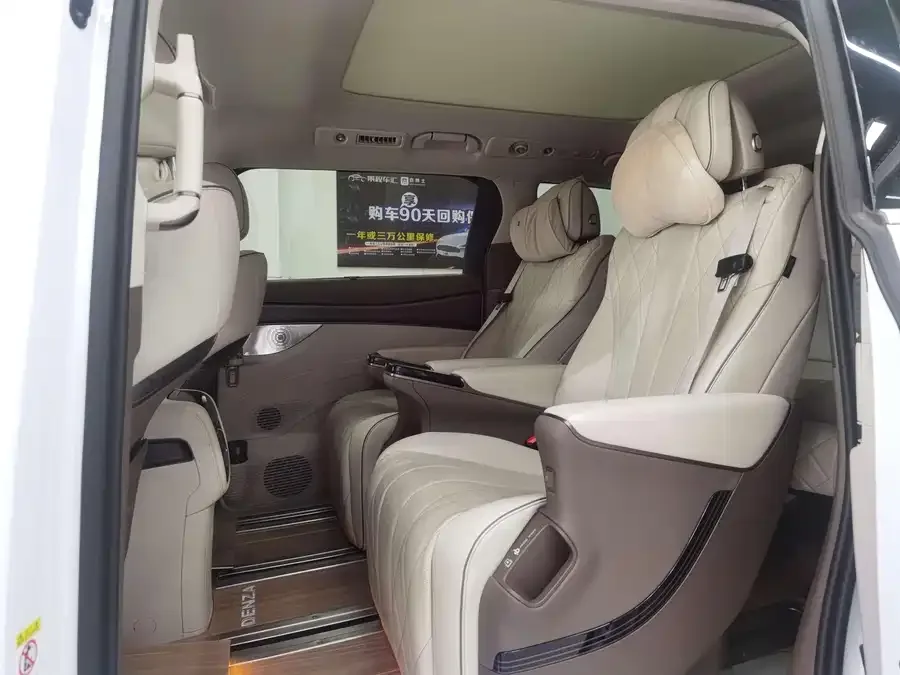BYD D9 DENZA D9 2022 DM-i 1040 Premium Edition 2022 — миниатюра 3