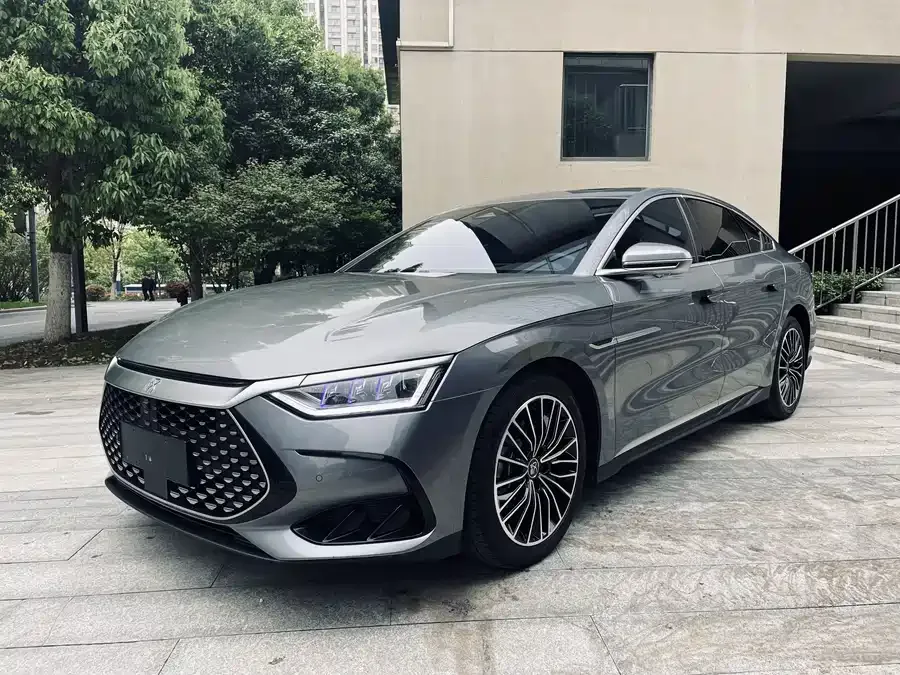 BYD Second-hand Han 2022 DM-i 121KM Premium Edition 2023 — фото 1, купить с доставкой в Москву