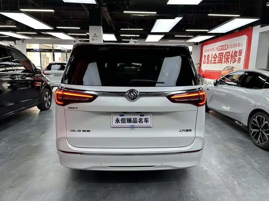 Buick GL8 2022 ES Lu Zun 653T Exclusive model 2022 — миниатюра 5