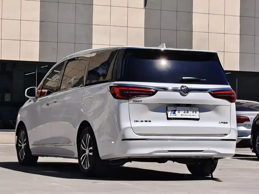 Buick GL8 2022 ES Lu Zun 653T Exclusive model 2022 — миниатюра 2