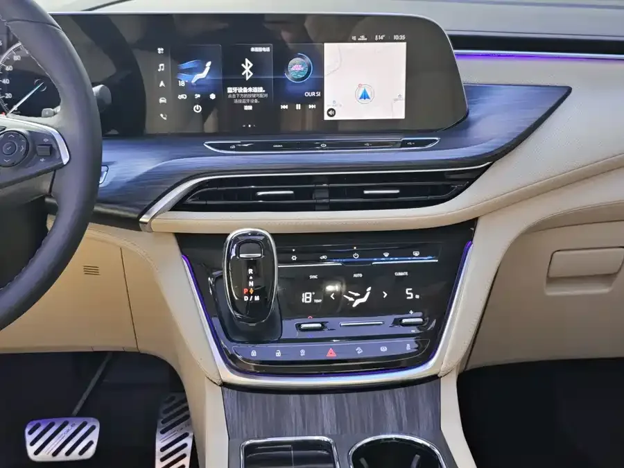 Buick GL8 2022 ES Lu Zun 653T Exclusive model 2022 — миниатюра 4