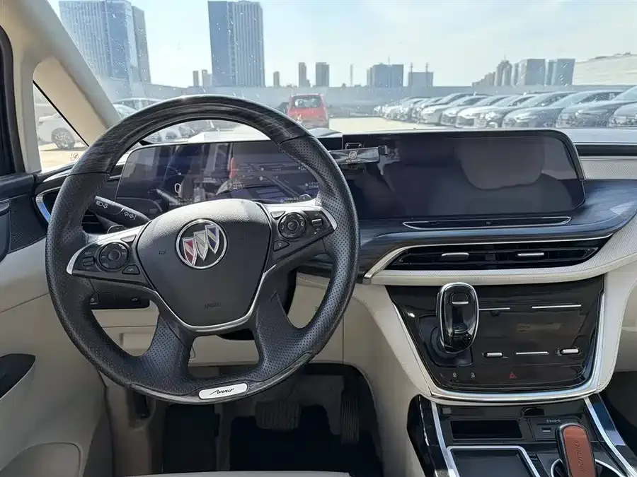 Buick GL8 2023 ES Lu Zun Comfort Edition 2023 — миниатюра 3