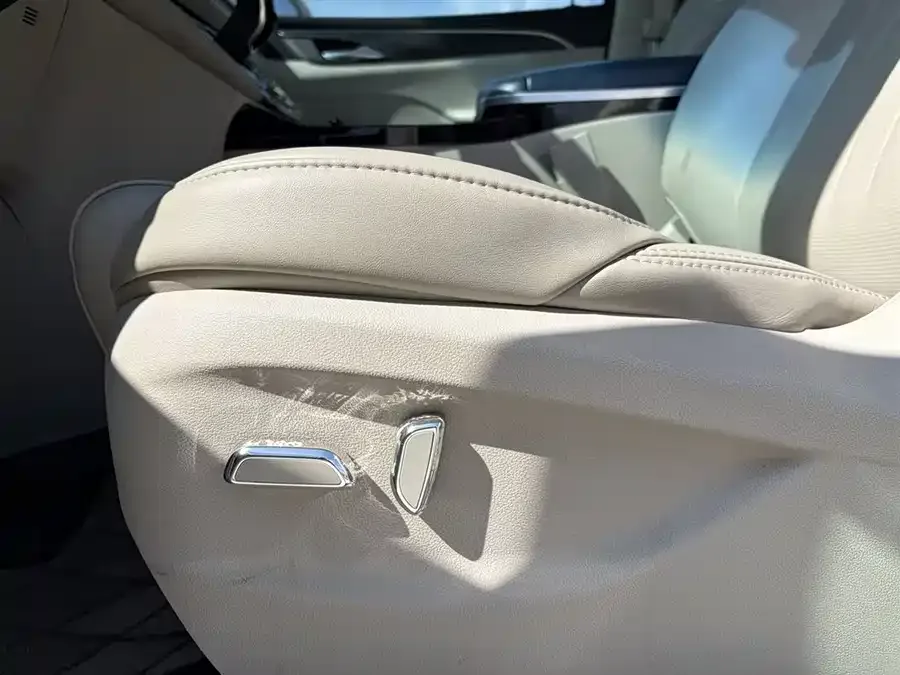 Buick GL8 2023 ES Lu Zun Comfort Edition 2023 — миниатюра 5