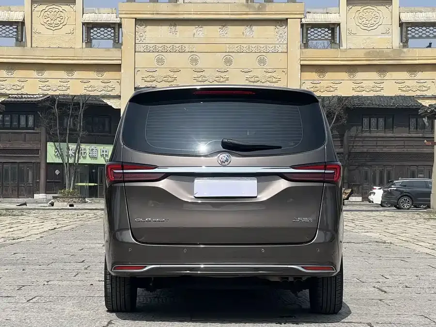 Buick GL8 2022 Land Business Class 652T Comfort Edition 2022 — миниатюра 2