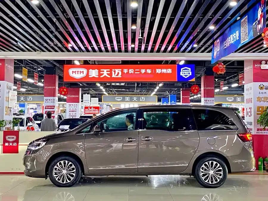 Buick GL8 2022 Land Business Class 652T Comfort Edition 2022 — миниатюра 2