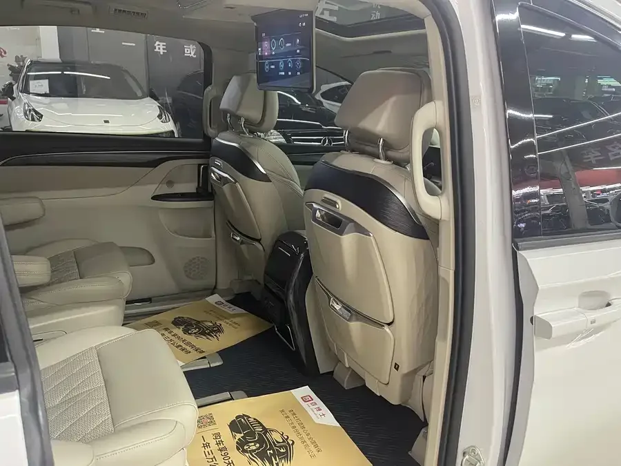 Buick GL8 2022 ES Lu Zun 653T Comfort Edition 2022 — миниатюра 5
