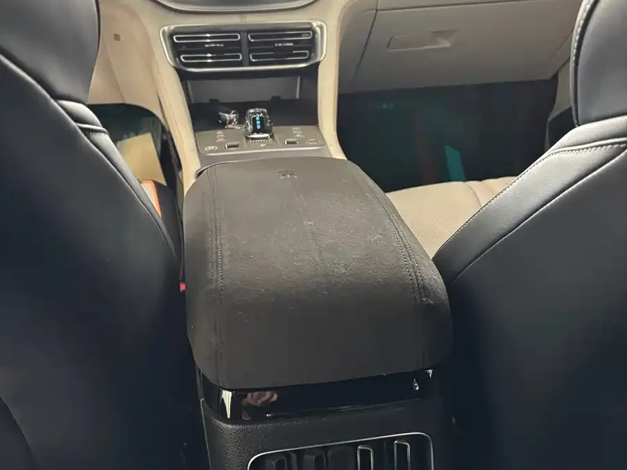 BYD Song PLUS New Energy Song PLUS New Energy 2023 Champion Edition DM-i 110KM Flagship PLUS 2023 — миниатюра 4