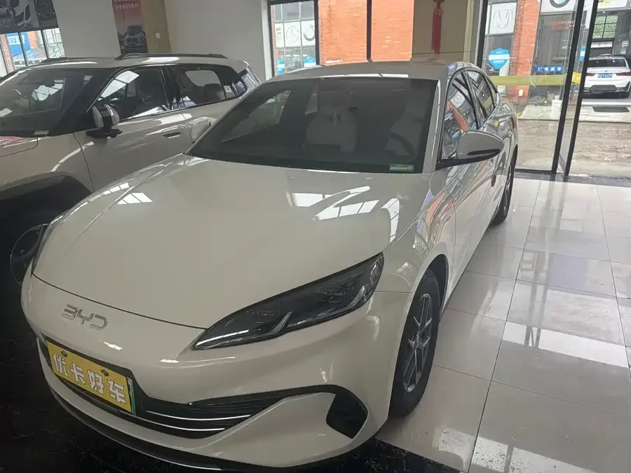 BYD Seal 06 Seal 06 2024 DM-i 80KM Luxury 2025 — фото 1, купить с доставкой в Москву