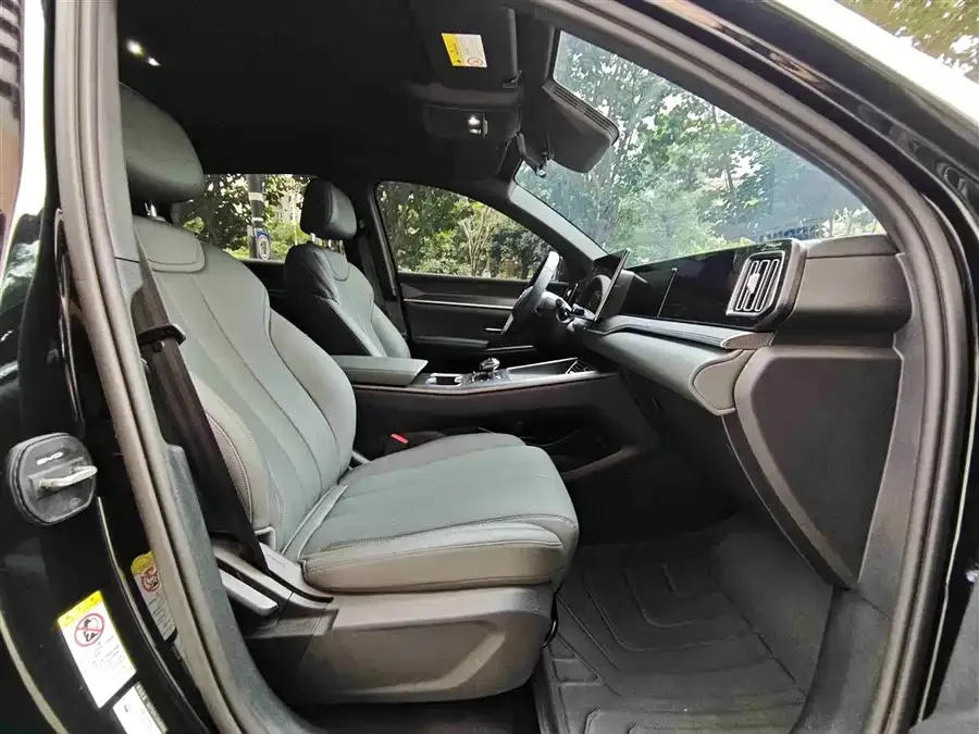 BYD Song Pro New Energy Song Pro New Energy 2025 Second Generation Intelligent Driving Edition DM-i 75KM Leading Edition 2025 — миниатюра 3