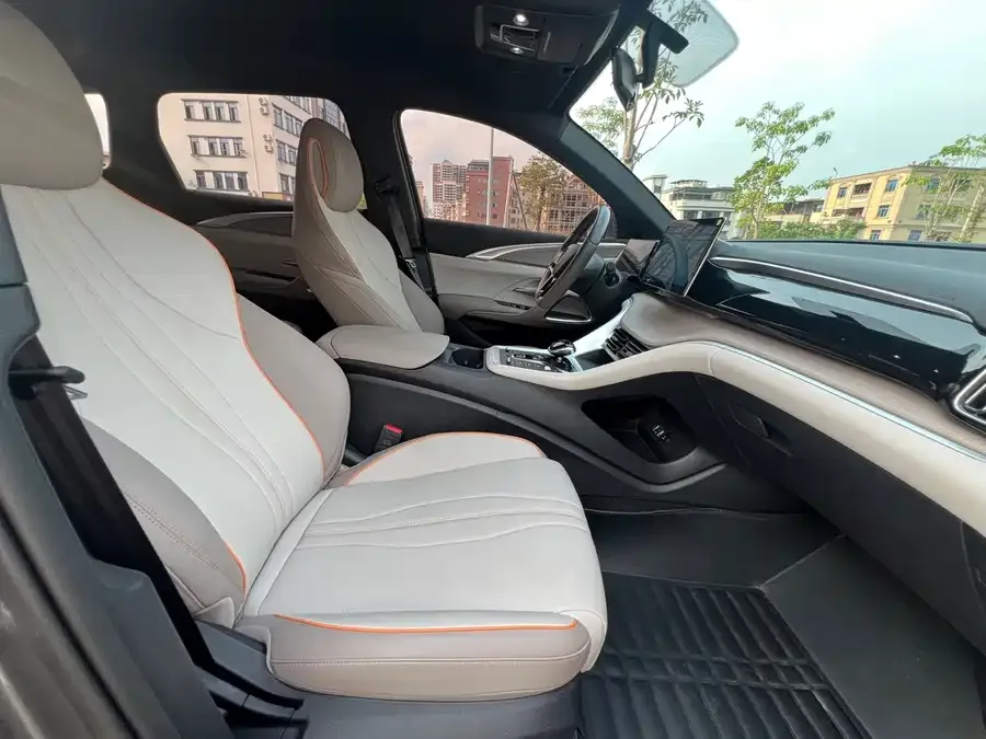 BYD Song Pro New Energy Song Pro New Energy 2024 Honor Edition DM-i 71KM Pilot Edition 2024 — миниатюра 2