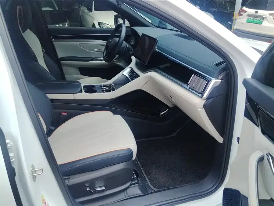 BYD Song PLUS New Energy Song PLUS New Energy 2023 Champion Edition EV 520KM Premium Edition 2023 — миниатюра 4