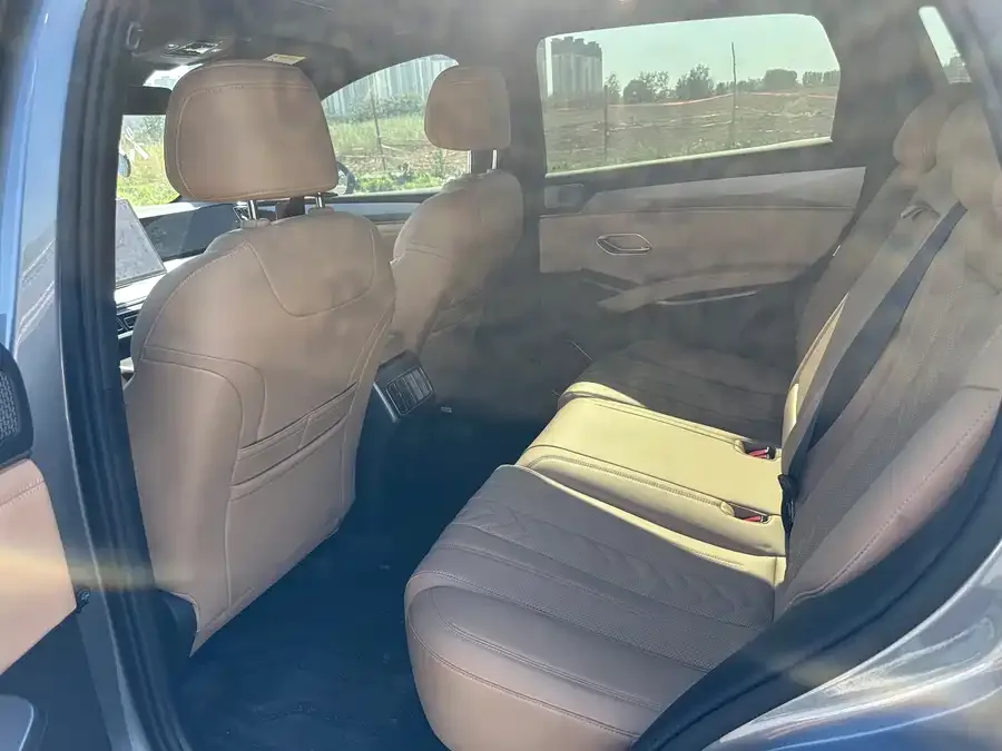 BYD Song L DM-i Song L DM-i 2024 160km Excellence Edition 2024 — миниатюра 3