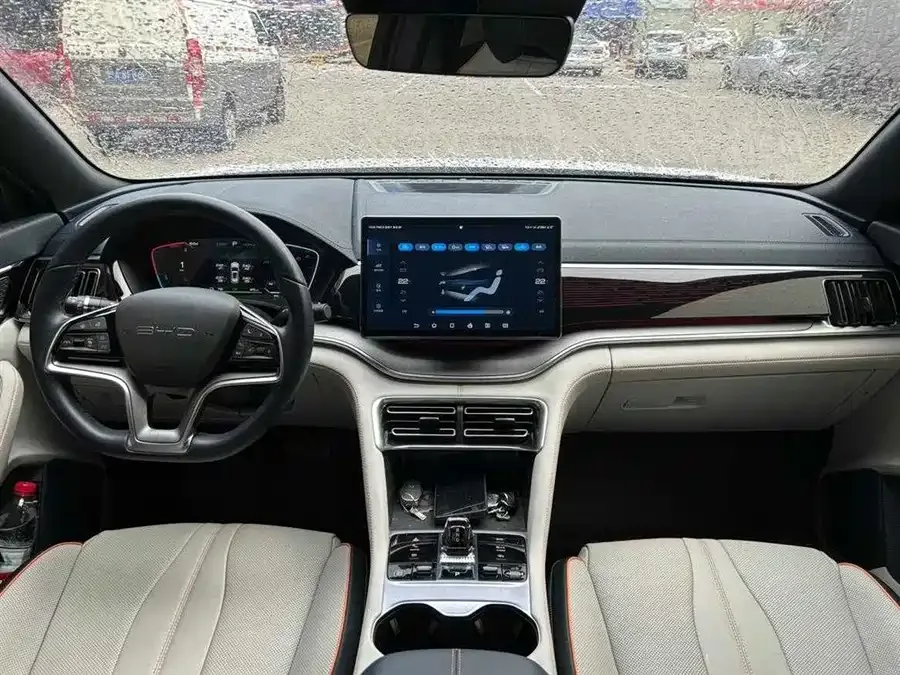 BYD Song PLUS New Energy Song PLUS New Energy 2023 Champion Edition EV 520KM Premium Edition 2024 — миниатюра 4