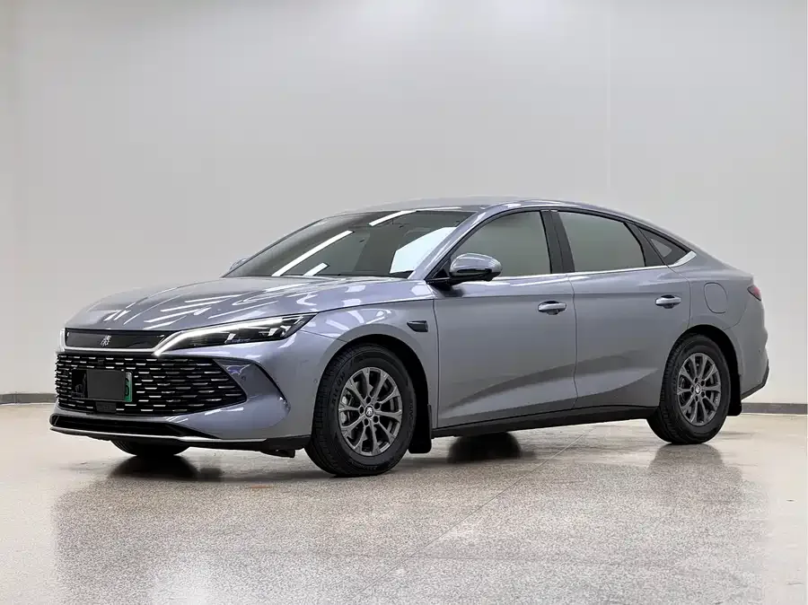 BYD Qin L Qin L 2024 DM-i 80KM Leading Edition 2025 — фото 1, купить с доставкой в Москву