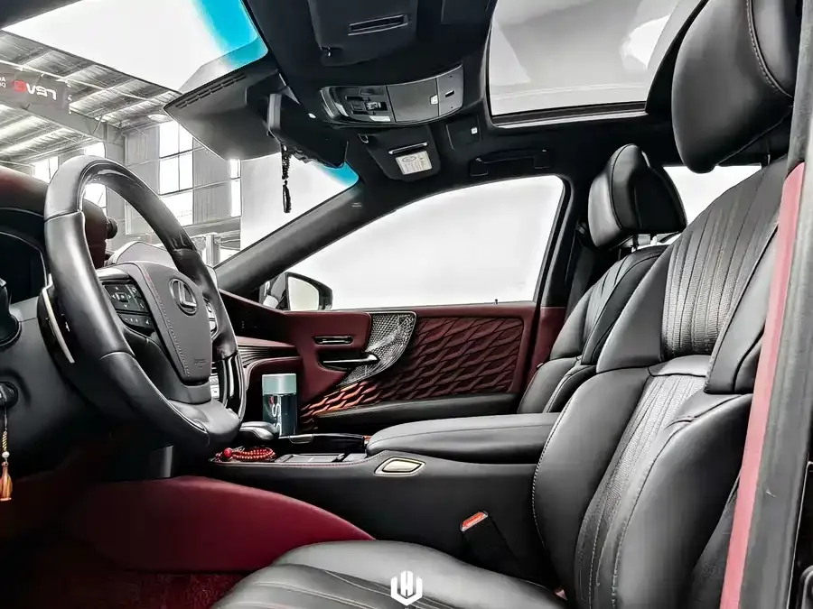 Lexus LS 2021 500h Executive Edition 2022 — миниатюра 4