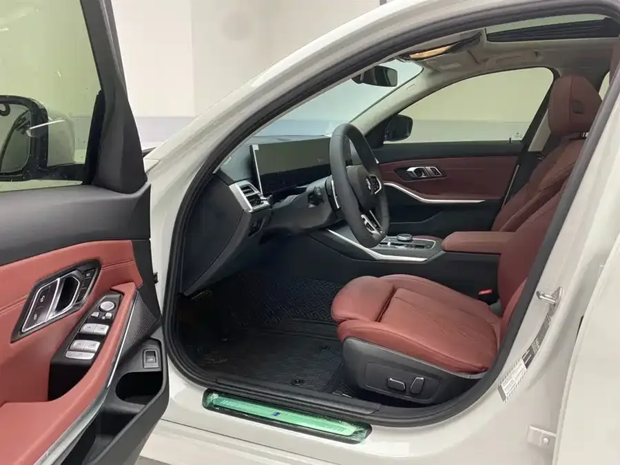 BMW 3 Series BMW 3 Series 2025 325Li M Sport Package 2025 — миниатюра 5