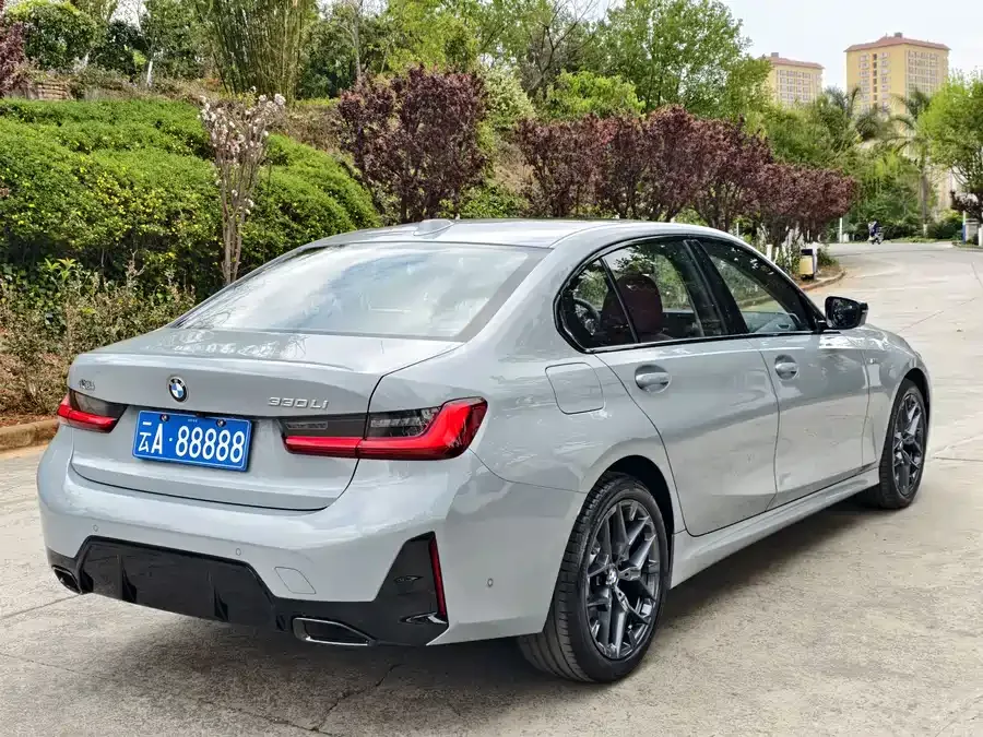 BMW 3 Series BMW 3 Series 2025 330Li M Sport Night Edition 2025 — миниатюра 3