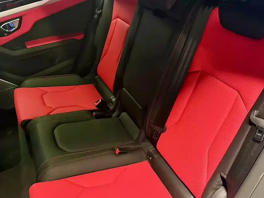 Lamborghini Urus Urus 2021 4.0T V8 2022 — миниатюра 3