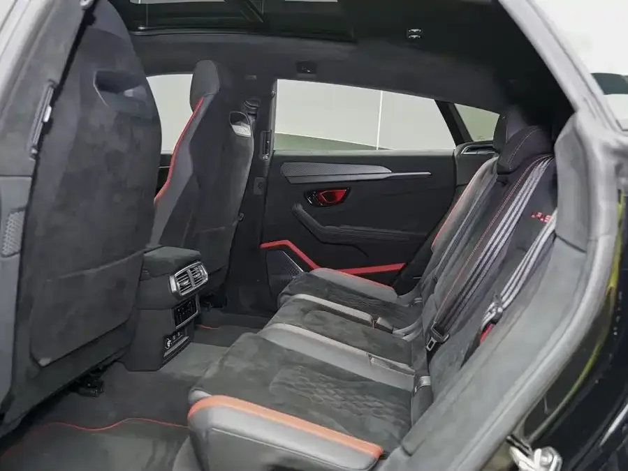 Lamborghini Urus Urus 2022 4.0T V8 Performante 2023 — миниатюра 2