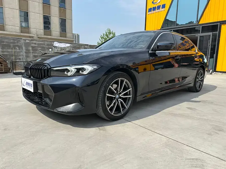 BMW 3 Series BMW 3 Series 2023 320Li M Sport Package 2023 — фото 1, купить с доставкой в Москву
