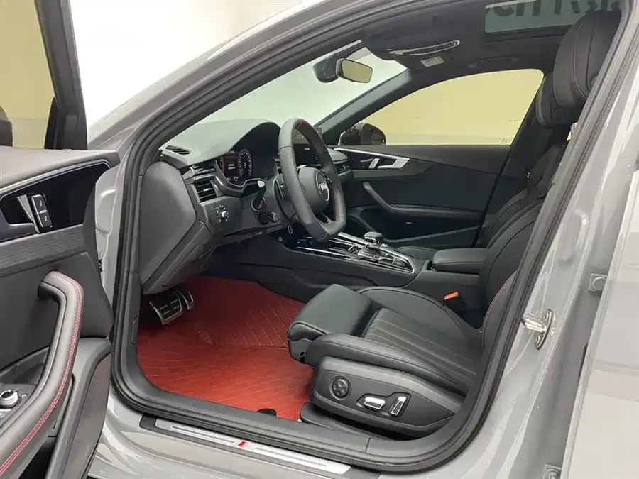 Audi a4 l 2024 40 TFSI luxury and dynamic model 2026 — миниатюра 5