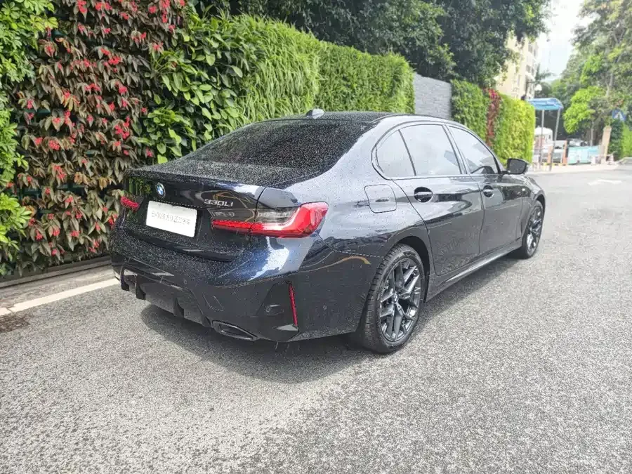 BMW 3 Series BMW 3 Series 2025 330Li M Sport Night Edition 2025 — миниатюра 2