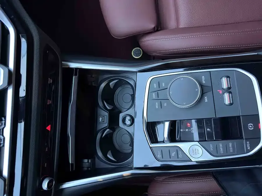 BMW 3 Series BMW 3 Series 2023 320Li M Sport Package 2023 — миниатюра 5