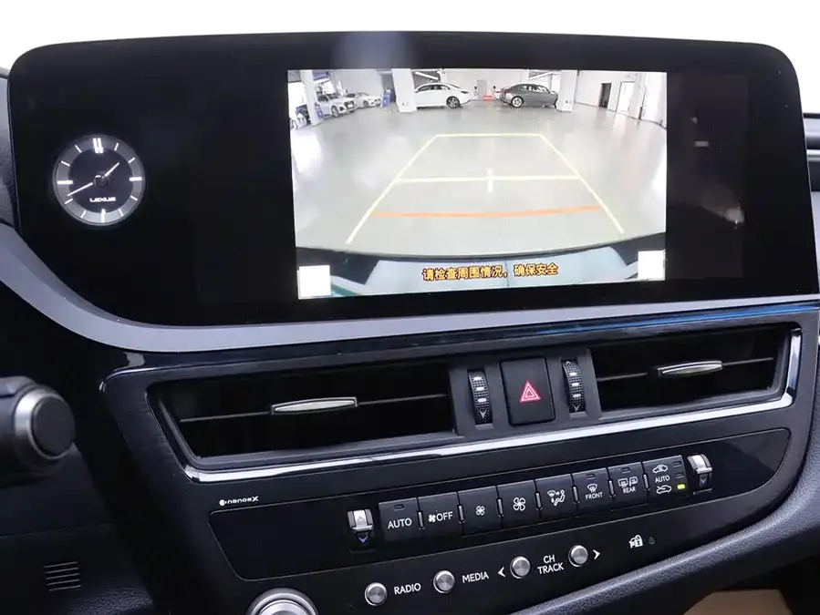 Lexus ES 2022 200 Excellence Edition 2022 — миниатюра 3