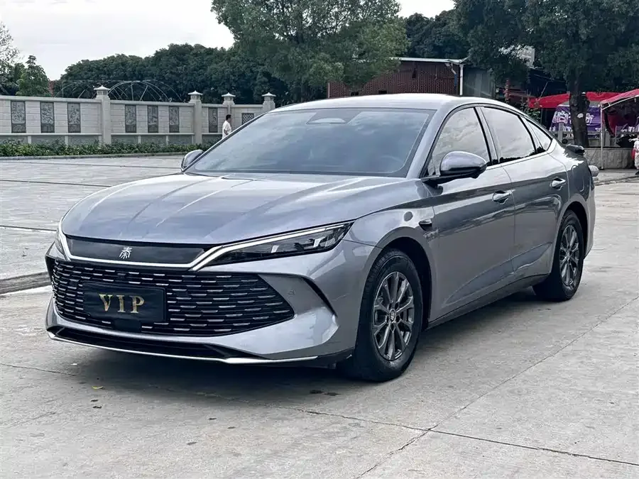BYD Qin L Qin L 2025 DM-i Intelligent Driving Edition 80KM Leading Edition 2025 — фото 1, купить с доставкой в Москву