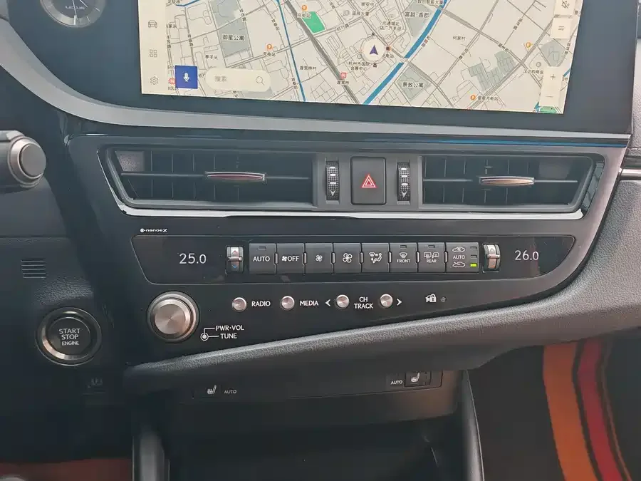 Lexus ES 2023 200 Excellence Edition 2023 — миниатюра 5