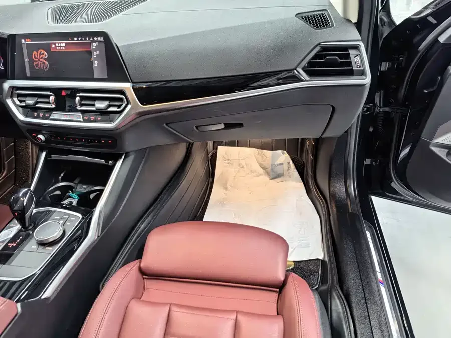 BMW 3 series BMW 3 Series 2022 320Li M Sport Package 2022 — миниатюра 3