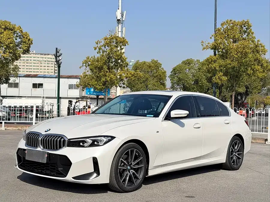 BMW 3 series BMW 3 Series 2024 320Li M Sport Package 2024 — фото 1, купить с доставкой в Москву