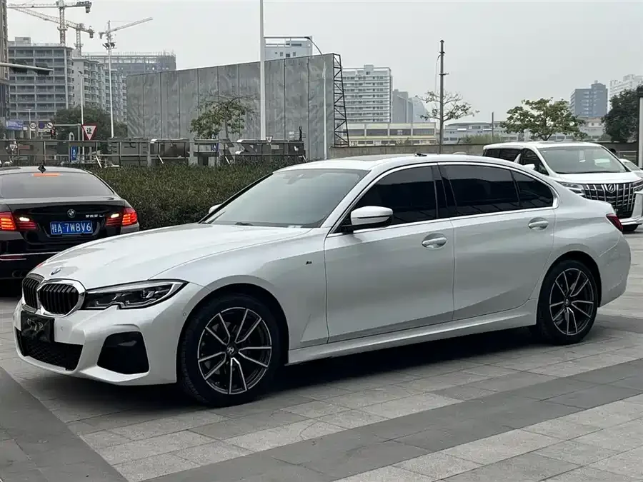 BMW 3 Series BMW 3 Series 2022 facelift 325Li M Sport package 2022 — миниатюра 3