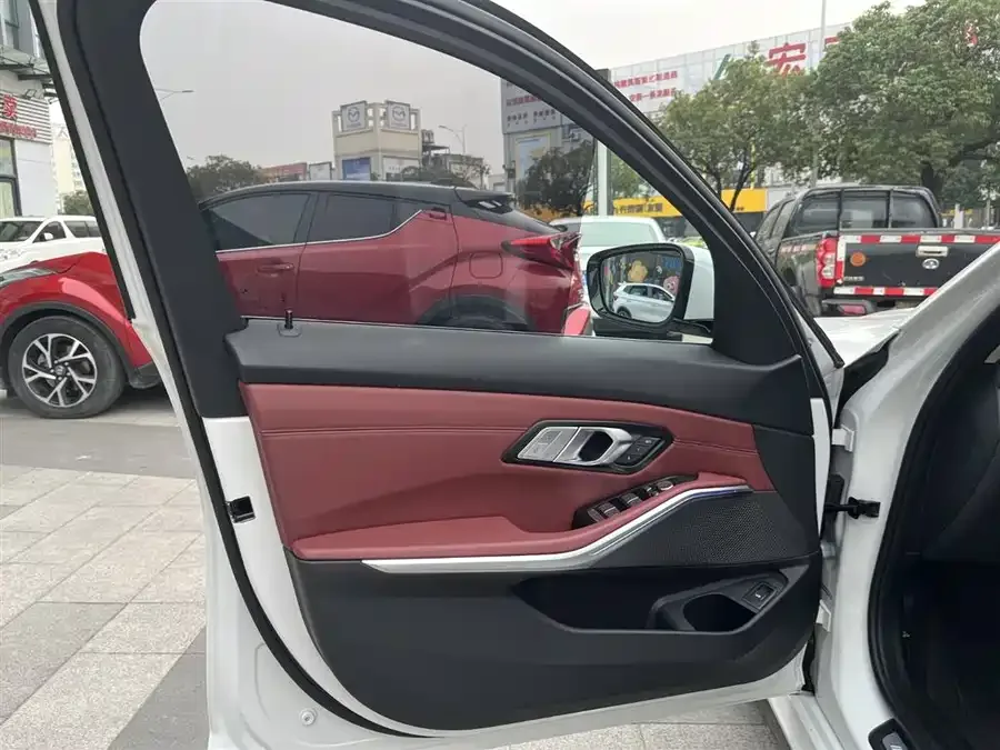 BMW 3 Series BMW 3 Series 2022 facelift 325Li M Sport package 2022 — миниатюра 4