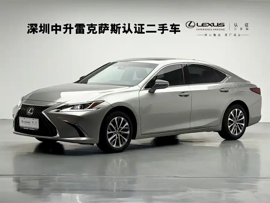 Lexus ES 2023