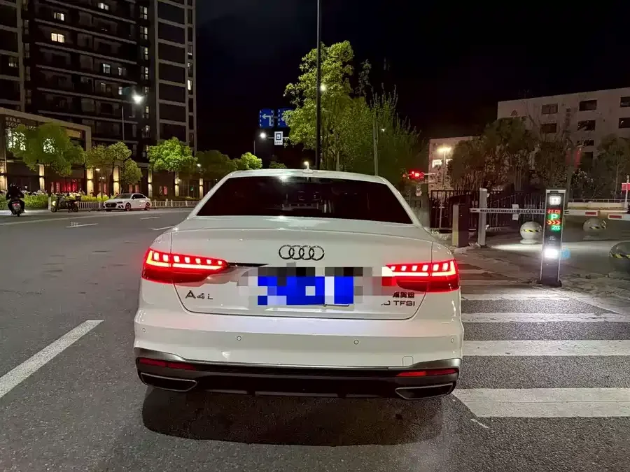 Audi a4 l 2022 40 TFSI luxury and dynamic model 2022 — миниатюра 3