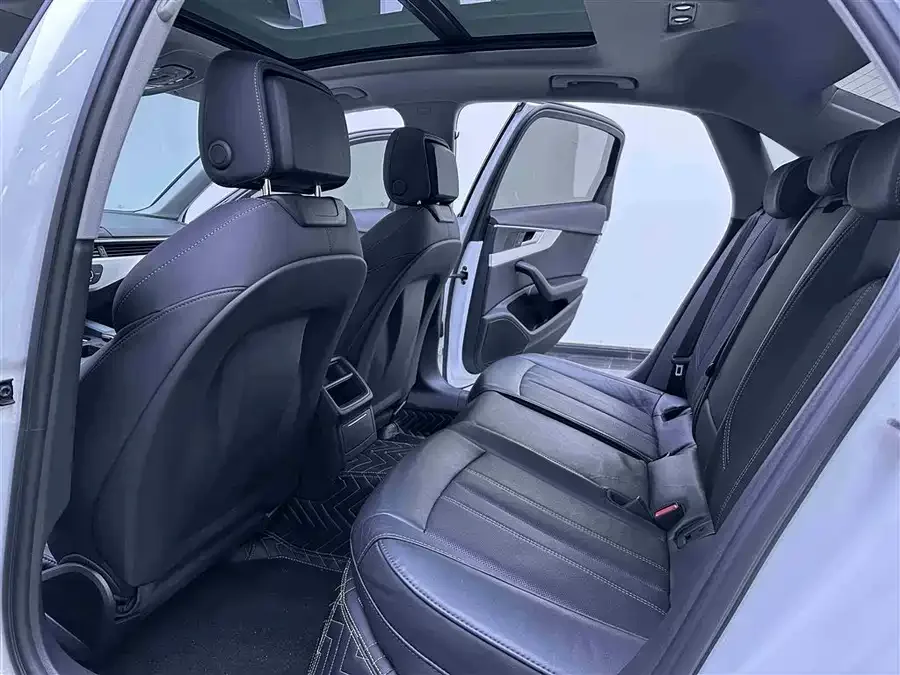 Audi a4 l 2022 40 TFSI Fashion Dynamic Edition 2022 — миниатюра 3