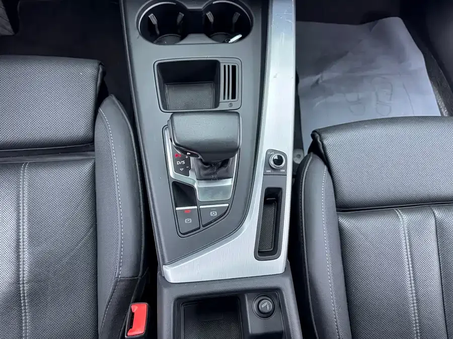 Audi a4 l 2022 40 TFSI Fashion Dynamic Edition 2022 — миниатюра 3