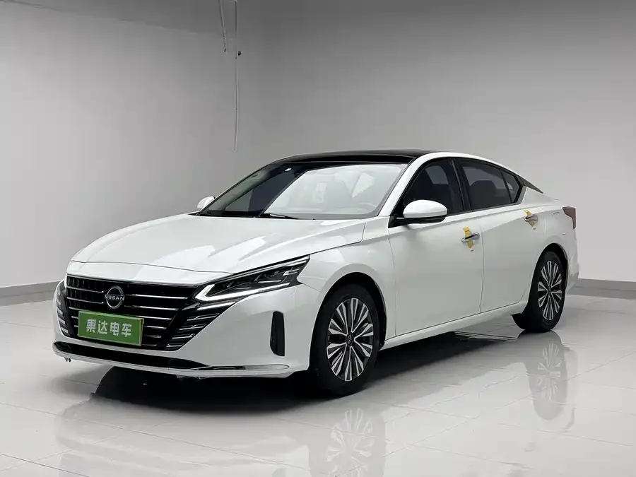 Nissan Altima 2023
