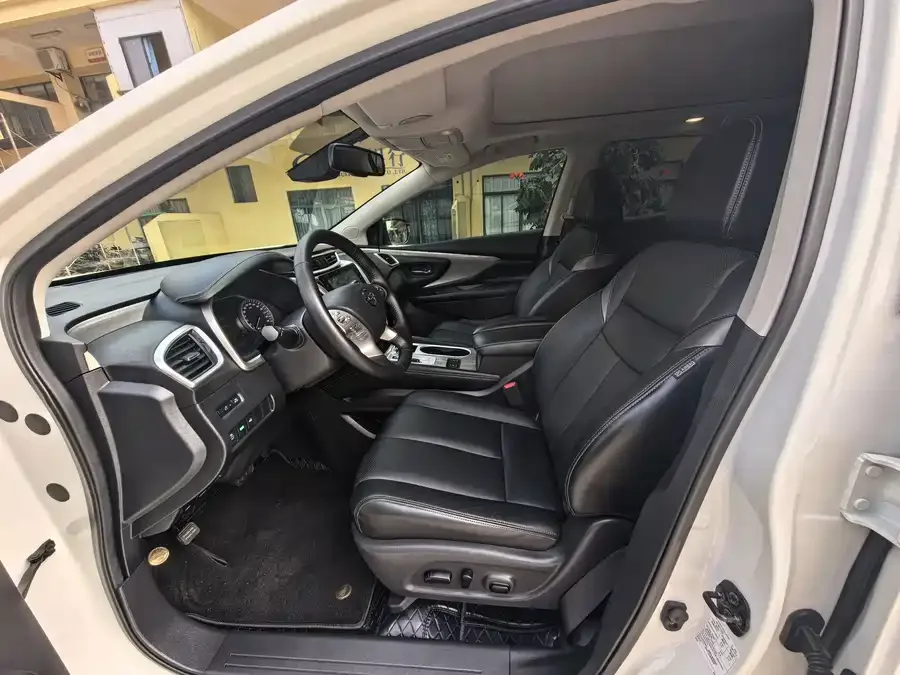 Nissan Murano Loulan 2021 2.5L XL 2WD Intelligent Linked Deluxe Edition 2023 — миниатюра 2