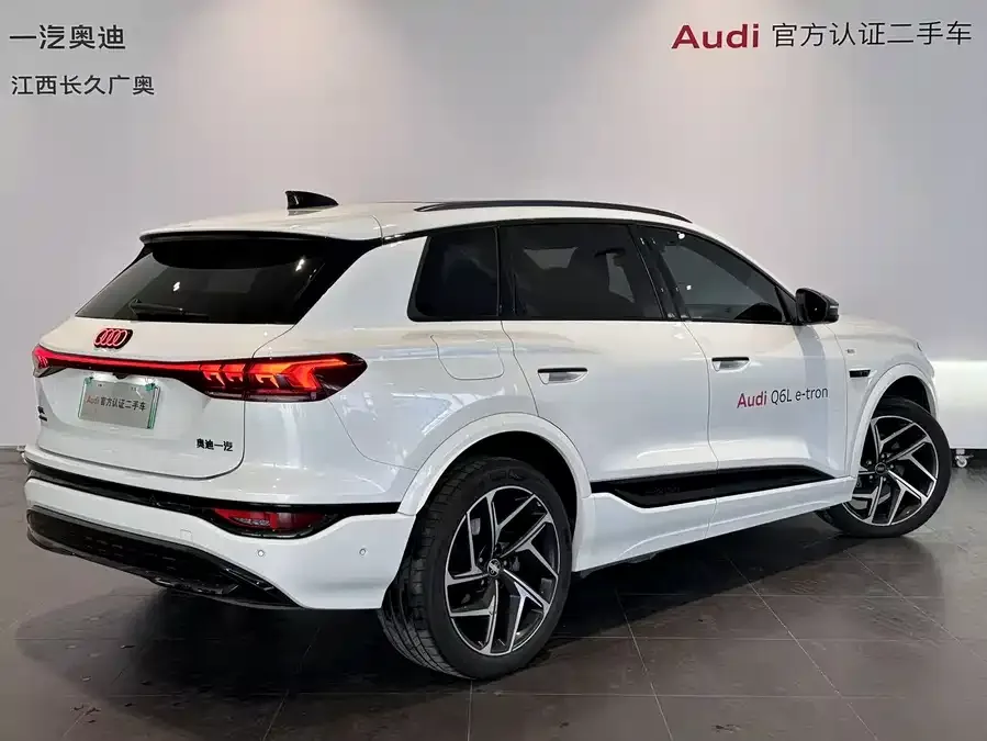 Audi Q6L e-tron 2026 First Launch Pilot Edition 2025 — миниатюра 4